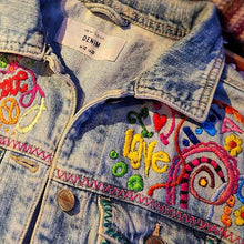 Load image into Gallery viewer, Wild Stitching : Creating with Stitch and Mixed Media with Jennie Lamb
