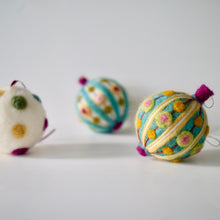 Load image into Gallery viewer, Christmas Felted Baubles
